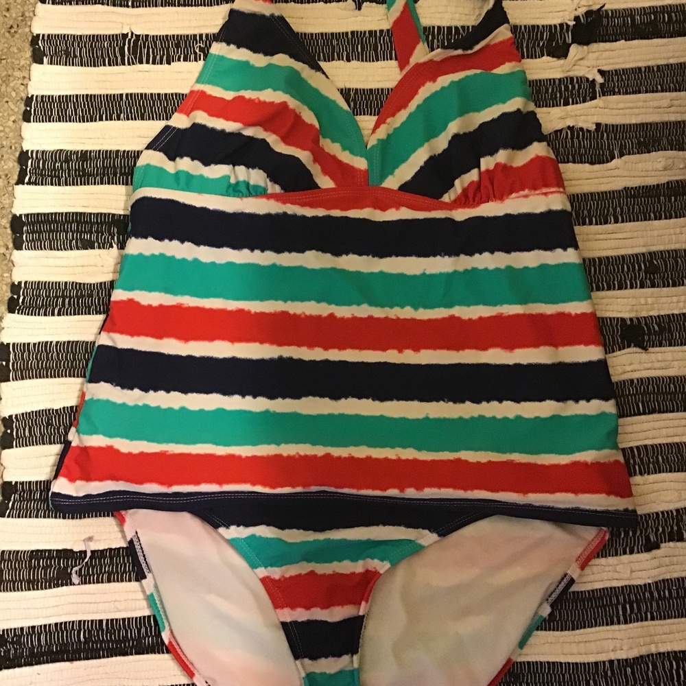 2-piece bathing suit juniors